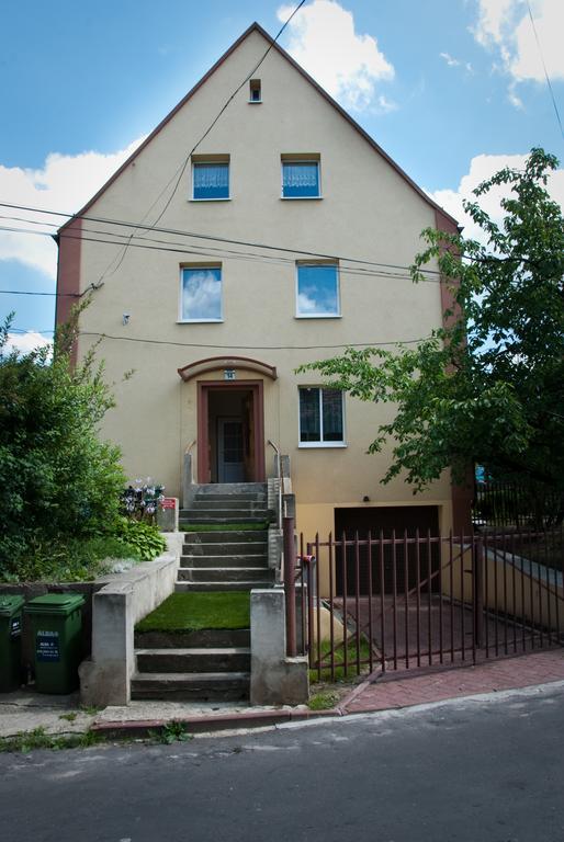 Guest House Wanda Wałbrzych Esterno foto